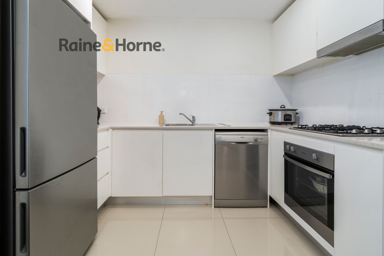 60/32 Castlereagh Street — photo 4 of 14
