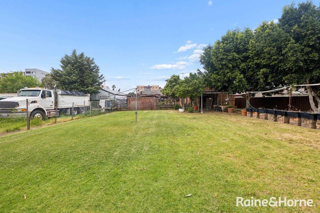 9 Copeland Street — photo 10 of 19