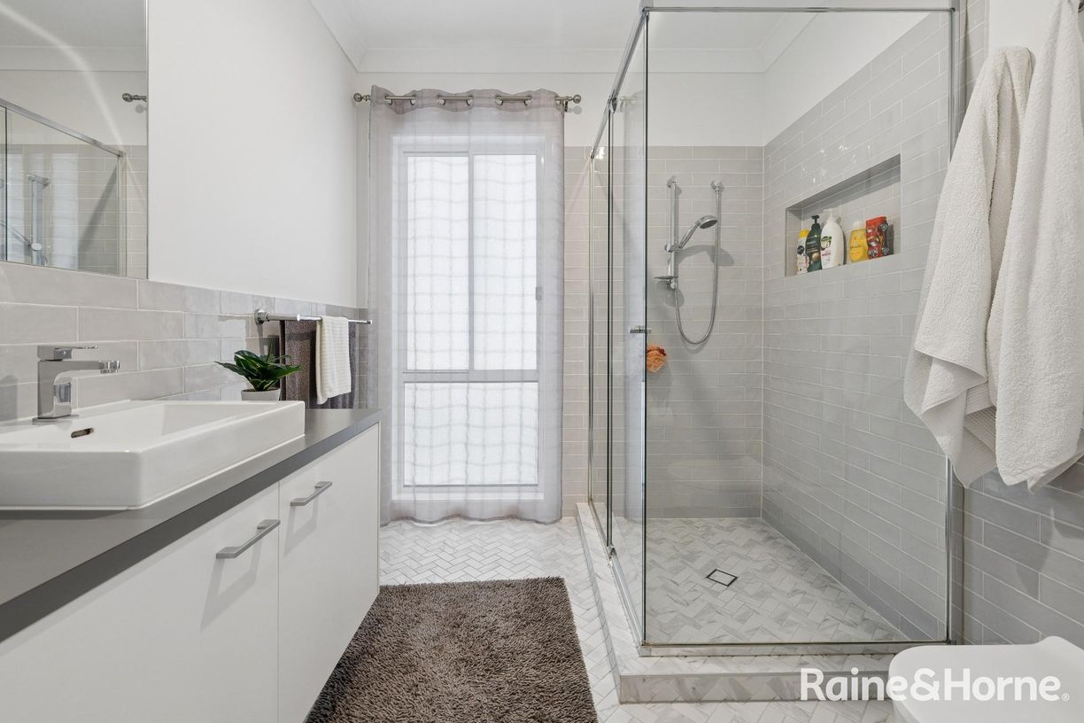 17 Astley Road — photo 17 of 30