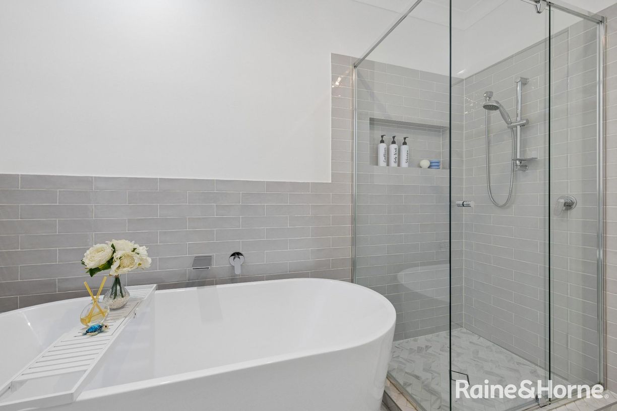 17 Astley Road — photo 19 of 30