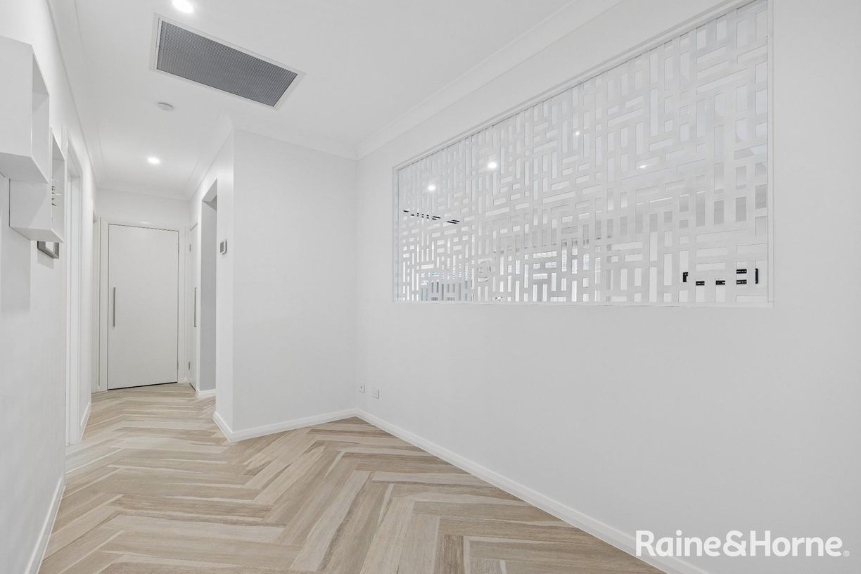 17 Astley Road — photo 30 of 30
