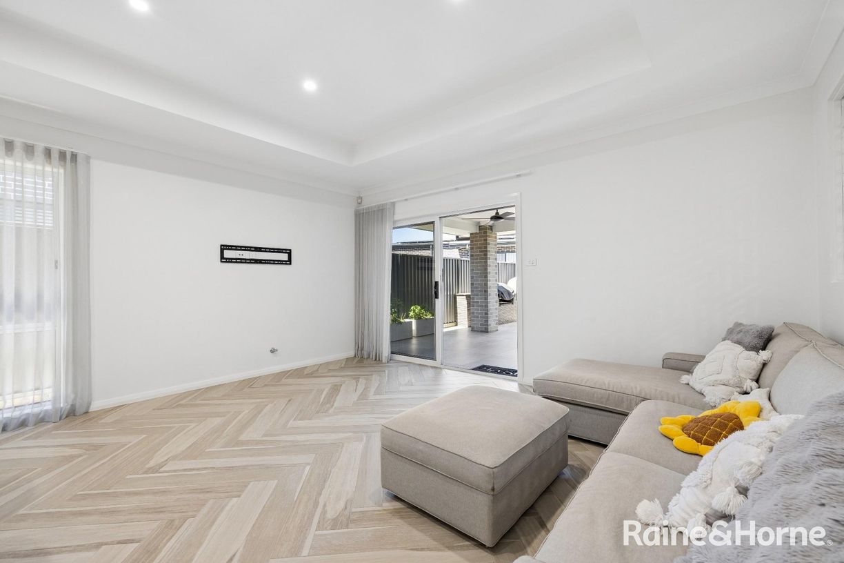 17 Astley Road — photo 16 of 30