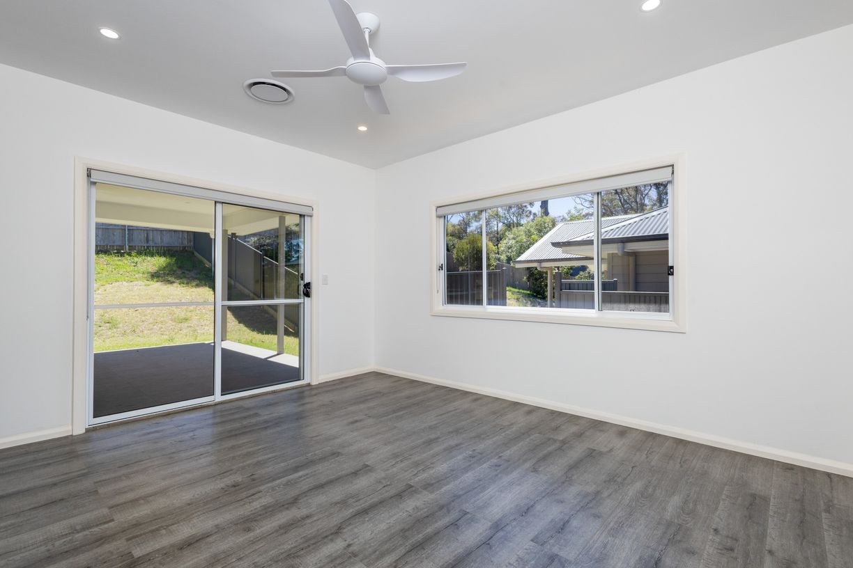 37 Kanimbla Road — photo 10 of 22