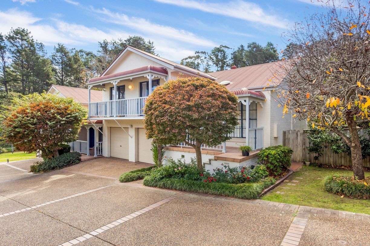 4/9-11 Wascoe Street — photo from Raine & Horne Wentworth Falls / Leura
