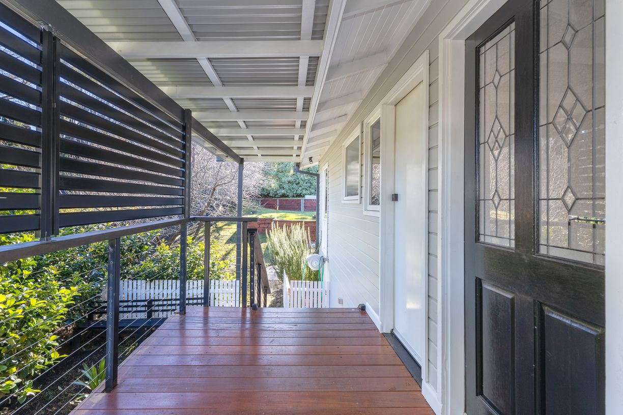 18 Banksia Road — photo 2 of 21