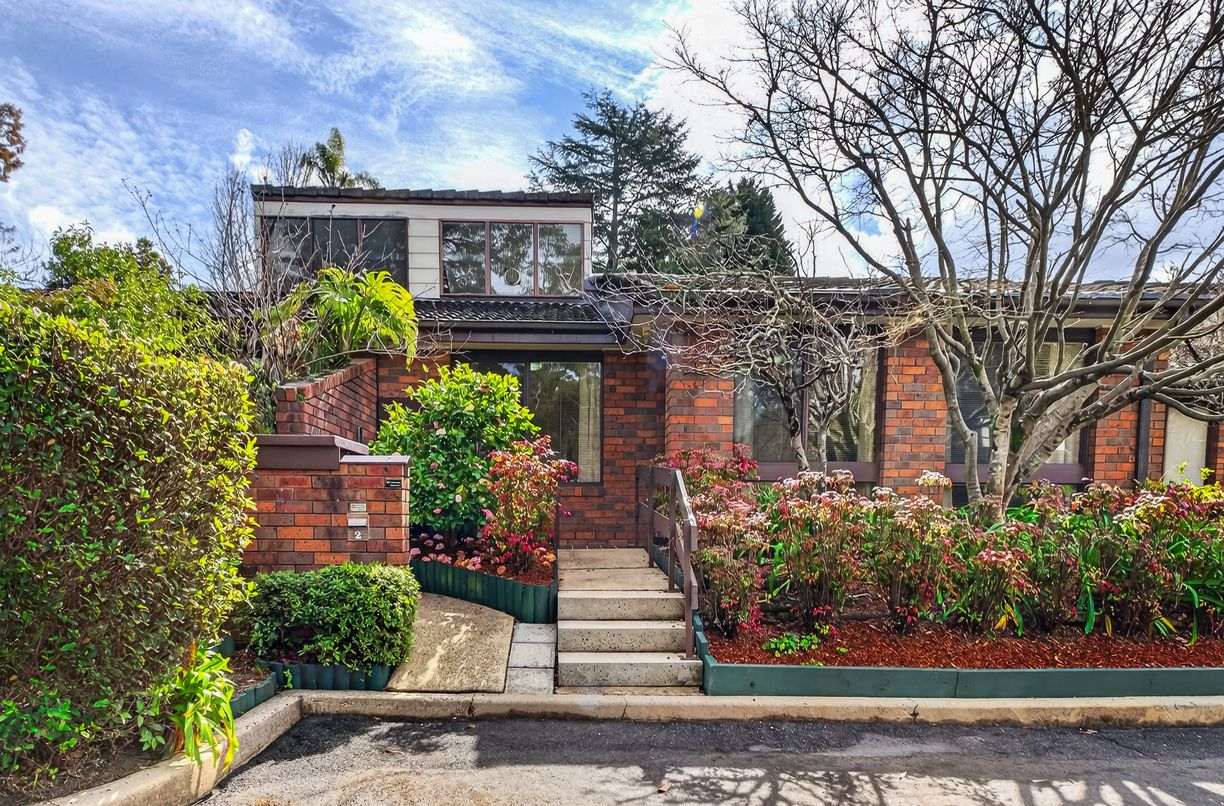2/2 The Glen Crescent — photo from Raine & Horne Wentworth Falls / Leura