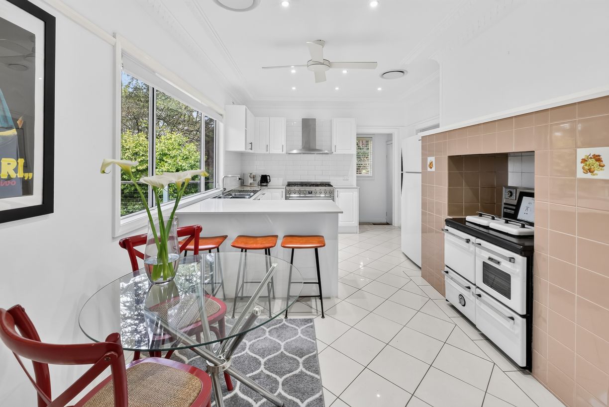 34 Kalinda Road — photo 3 of 14