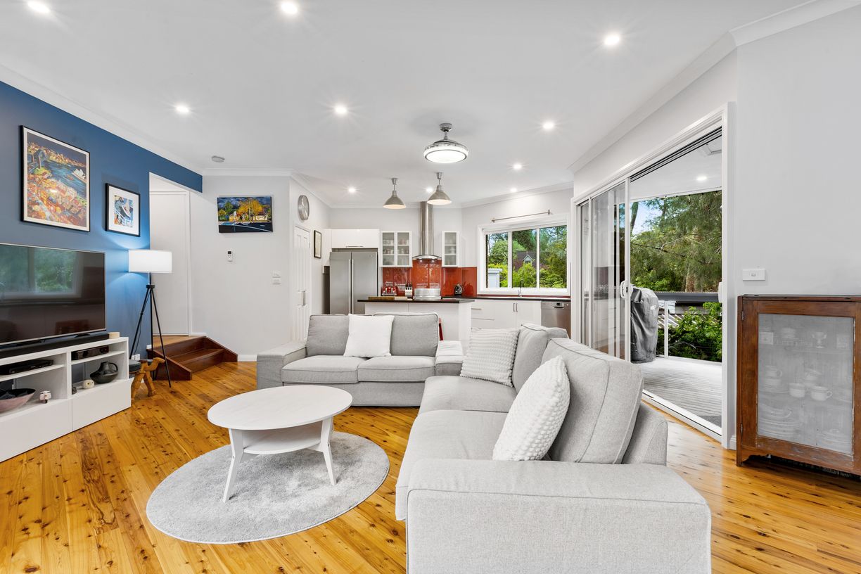 130 Evans Lookout Road — photo 2 of 14