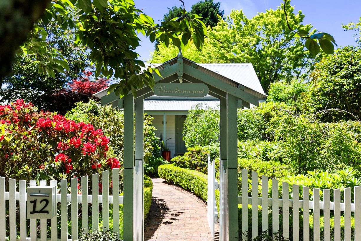 12 Grose Street — photo from Raine & Horne Wentworth Falls / Leura