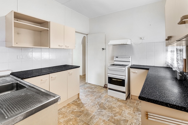 151 Jacobs Drive — photo 5 of 13