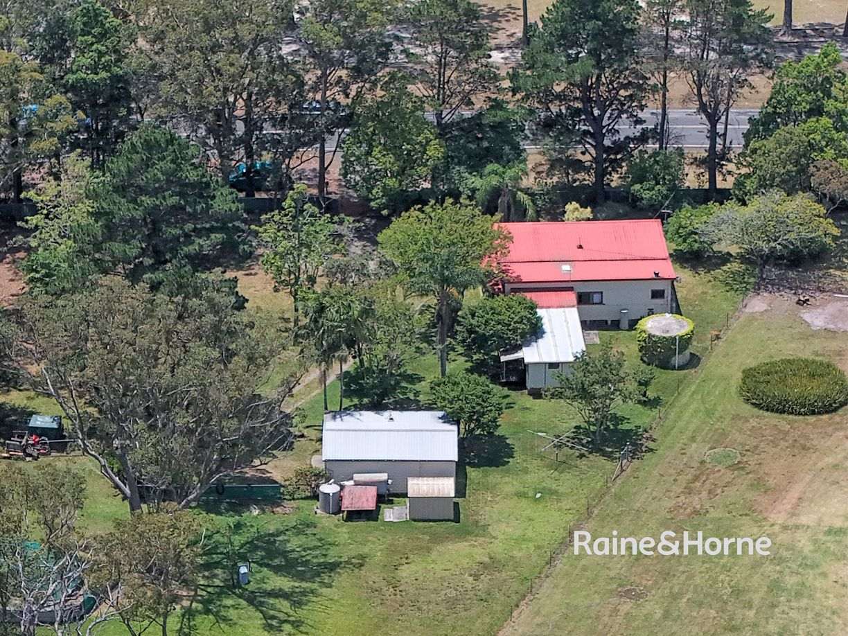838 Sussex Inlet Road — photo 3 of 16