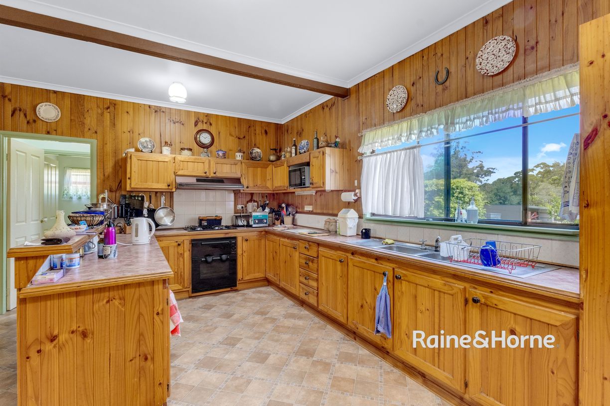 838 Sussex Inlet Road — photo 6 of 16