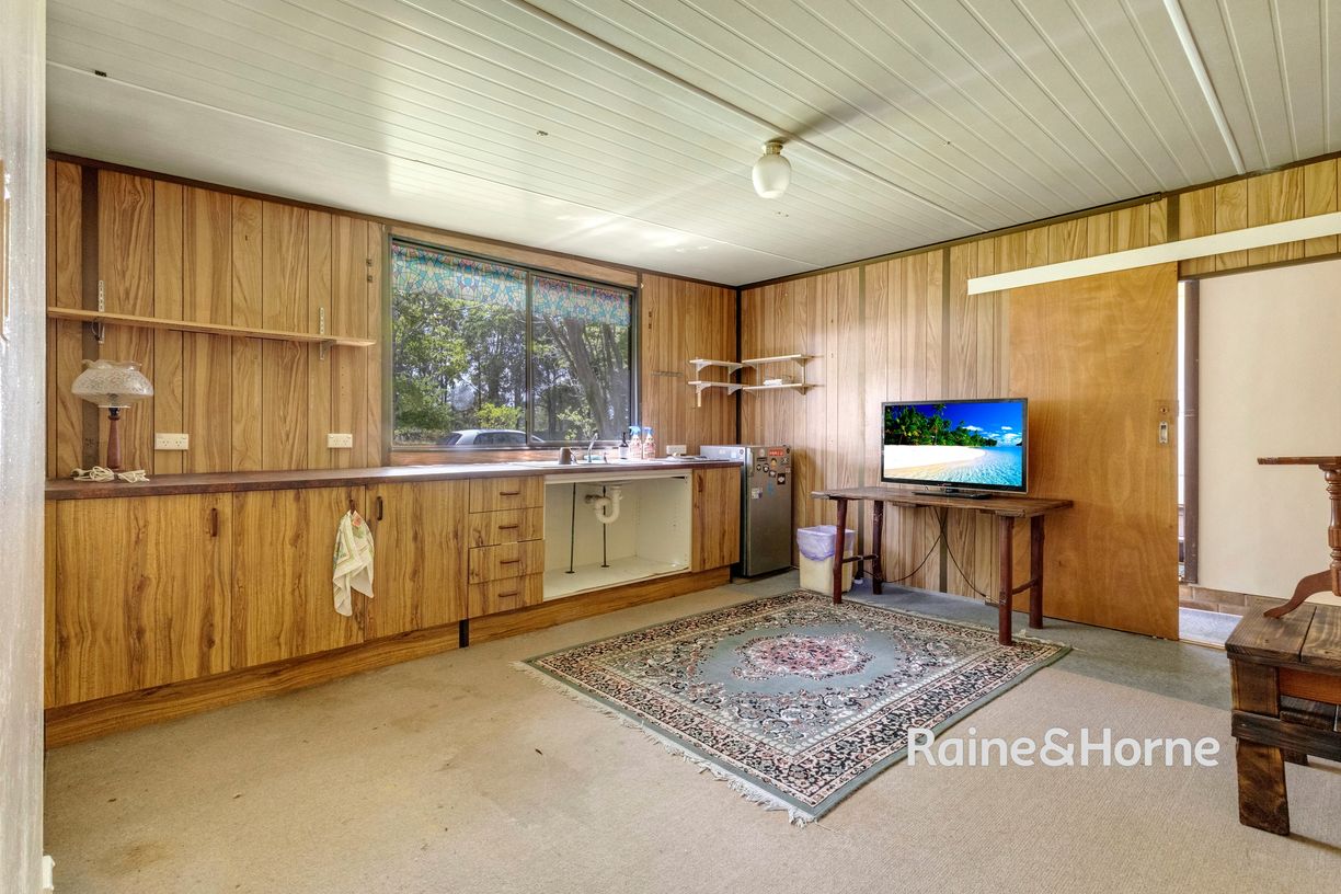 838 Sussex Inlet Road — photo 7 of 16