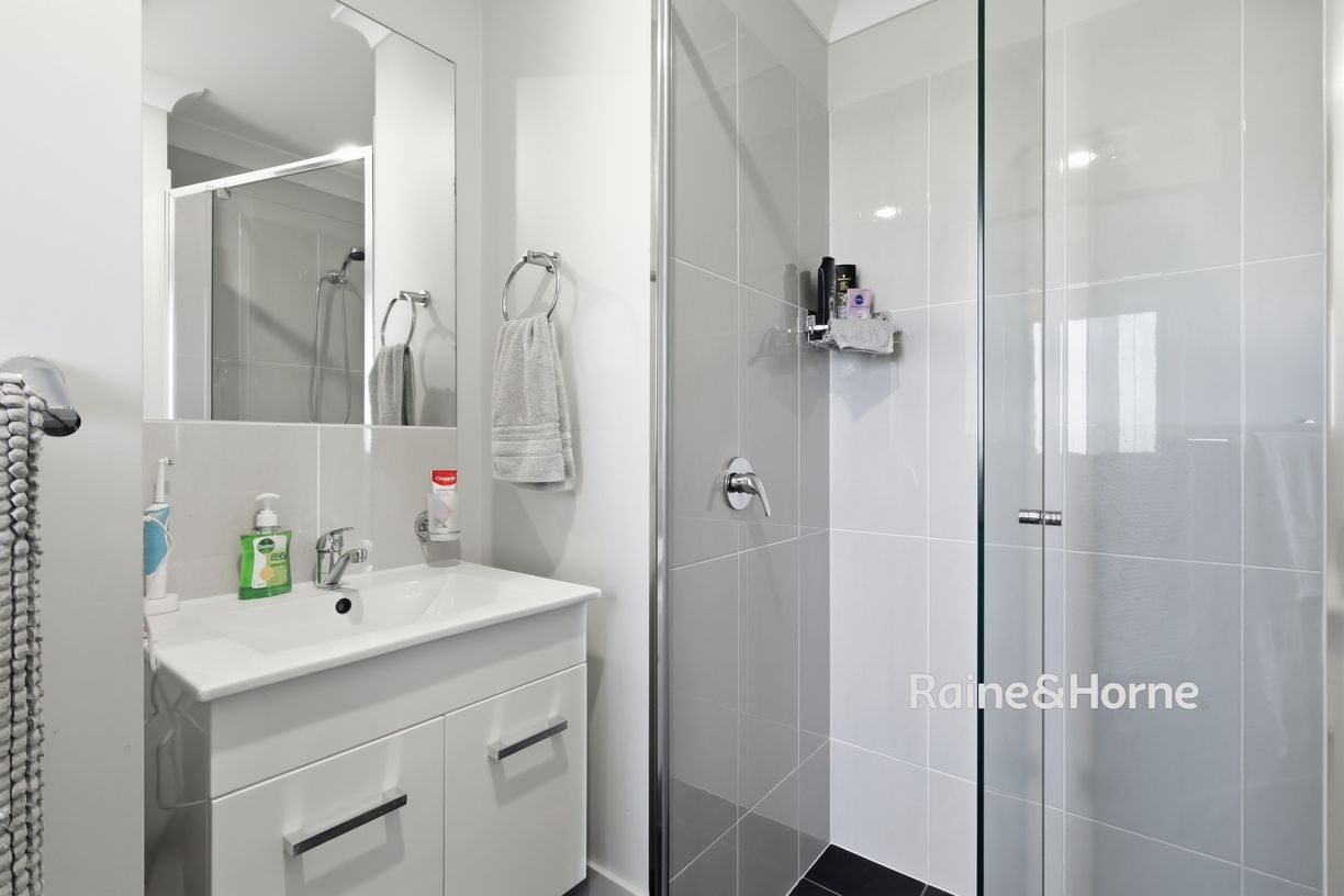 21 Fairview Crescent — photo 7 of 20
