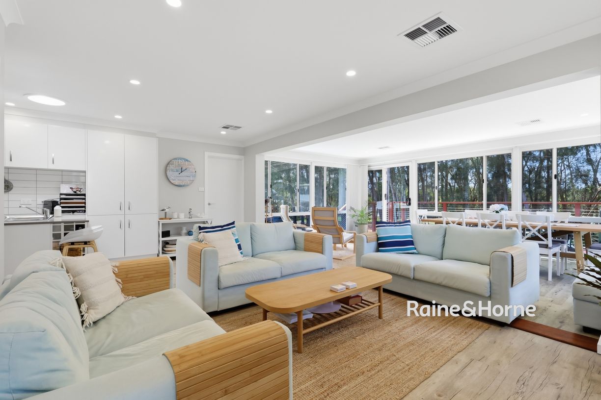 21 Fairview Crescent — photo 16 of 20