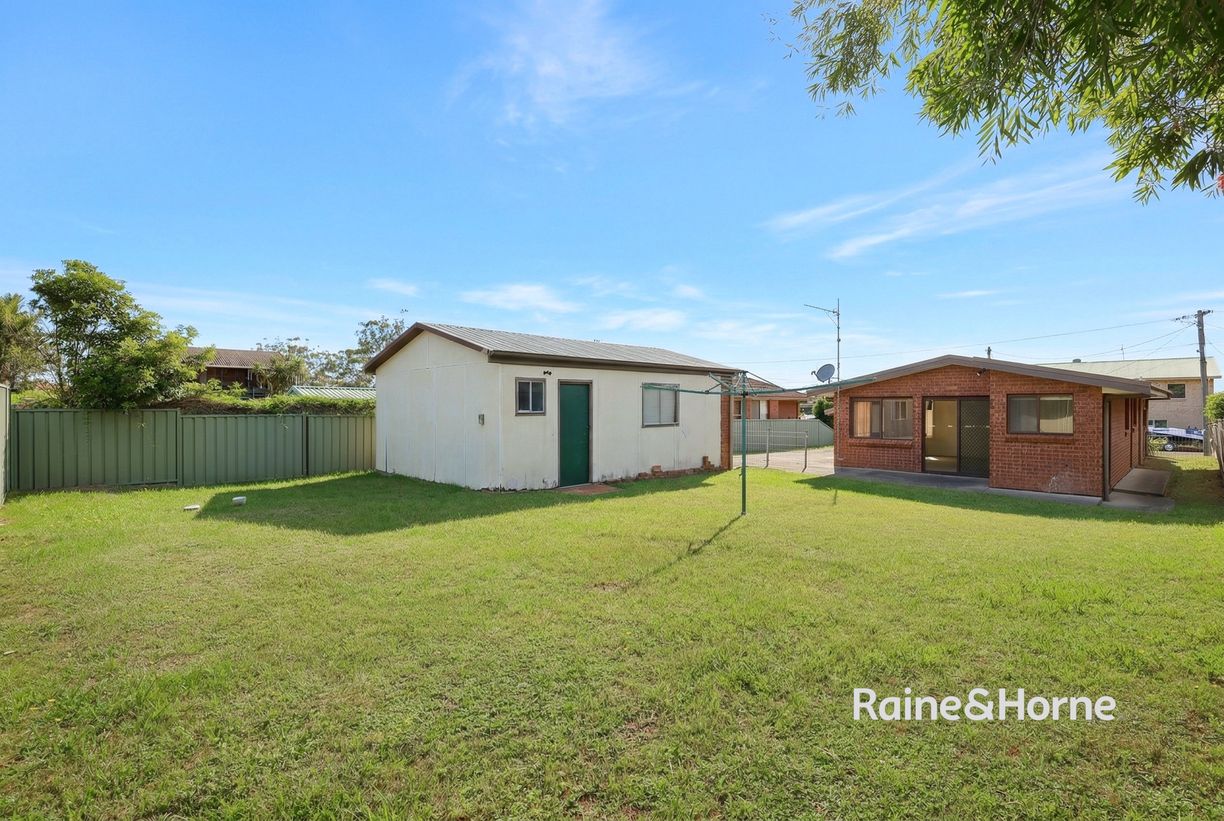 2 Shelly Grove — photo 8 of 13