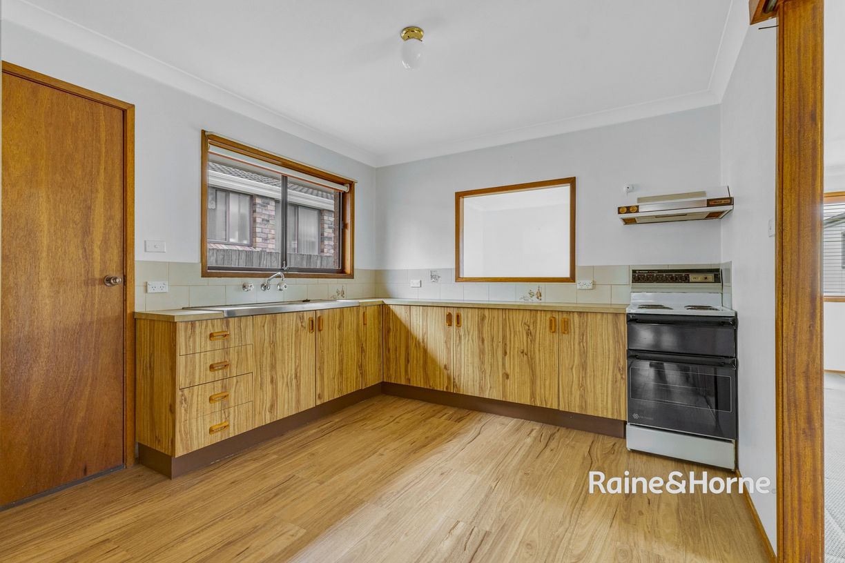 2 Shelly Grove — photo 4 of 13