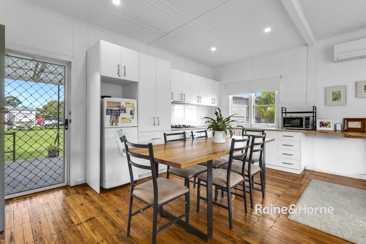 139 River Road — photo 5 of 14