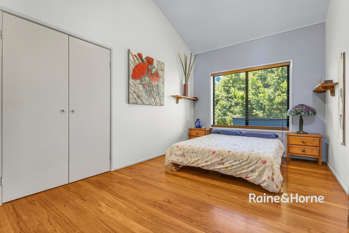 29 Fairview Crescent — photo 11 of 21