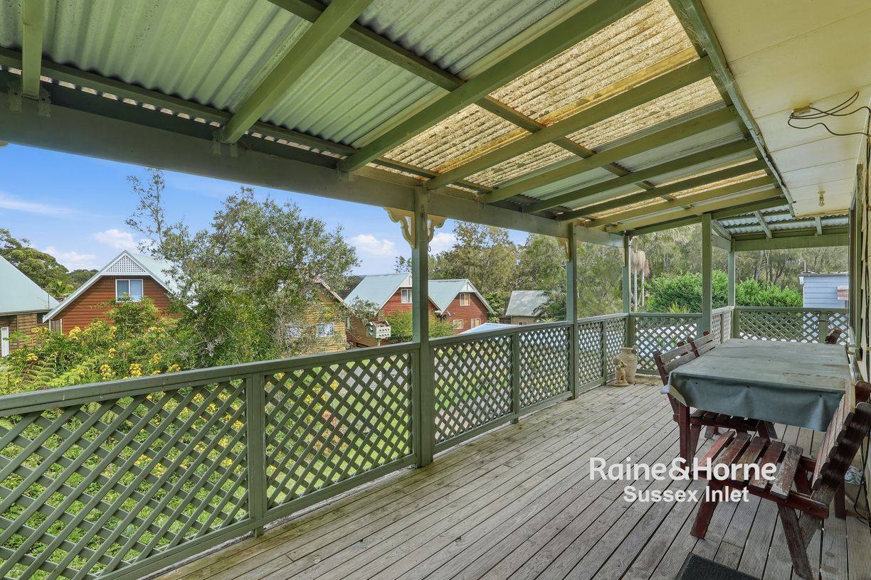 8 Lakeland Avenue — photo 10 of 16