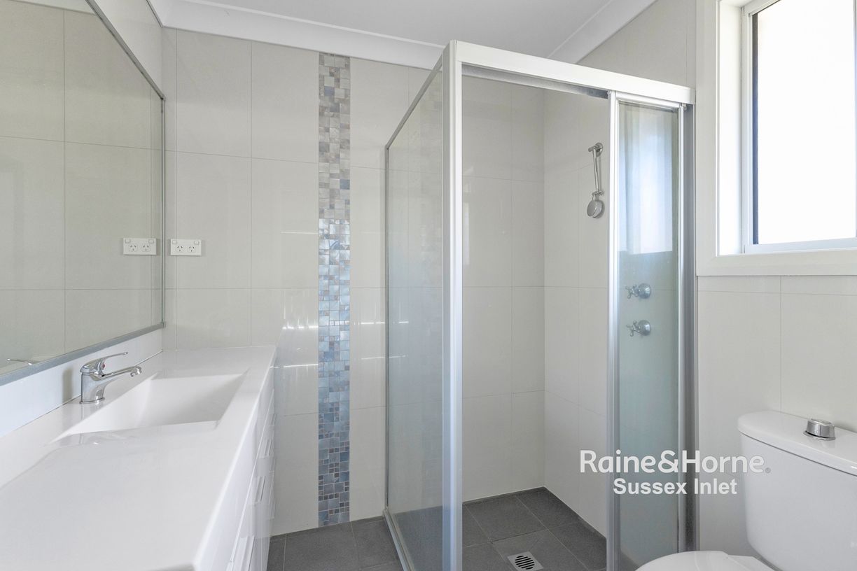 13b Seaberry Street — photo 7 of 13