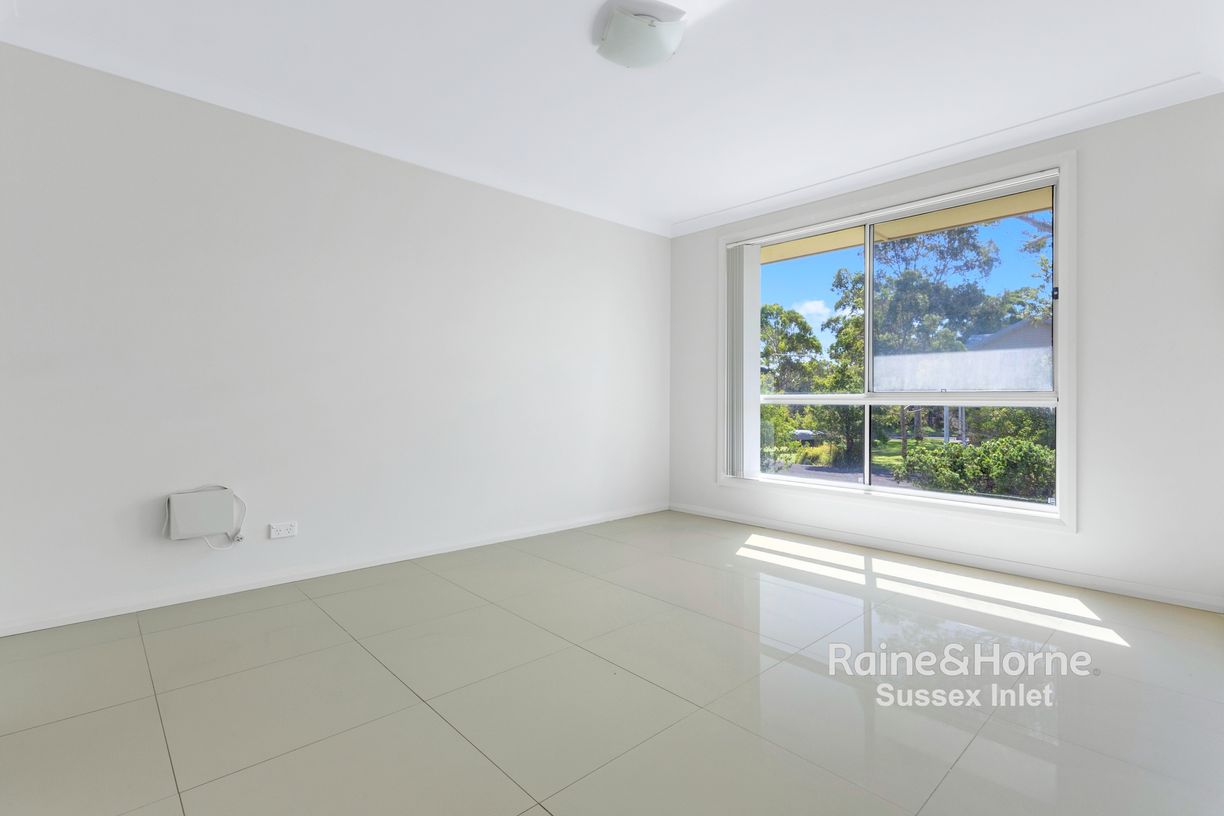 13b Seaberry Street — photo 8 of 13