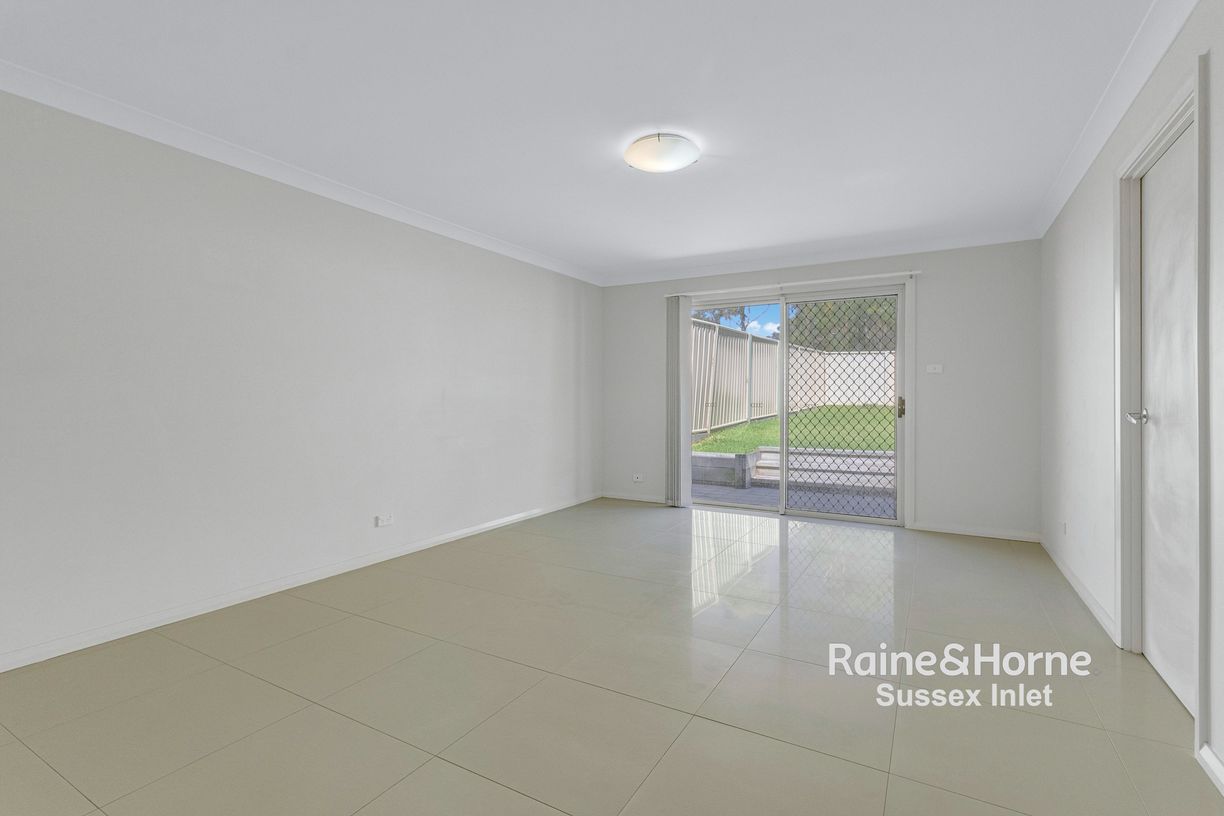 13b Seaberry Street — photo 9 of 13