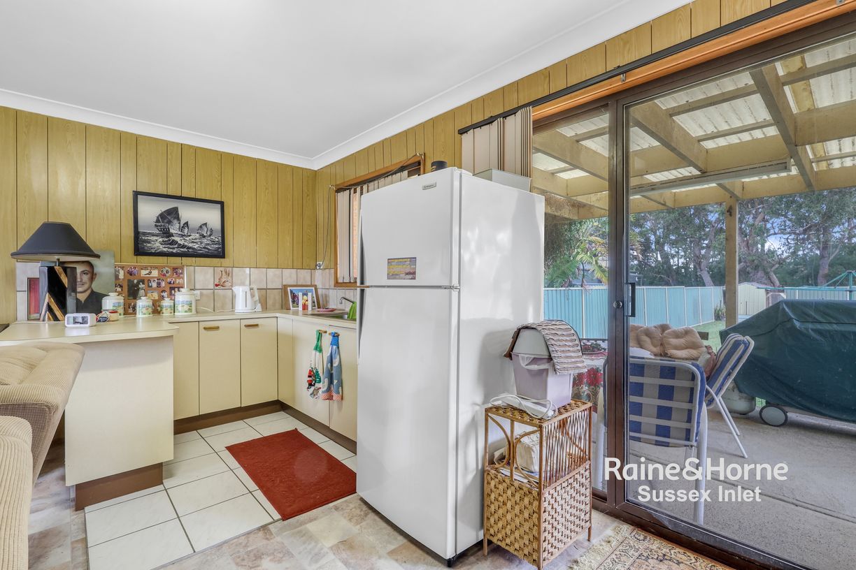 40 Ellmoos Avenue — photo 14 of 18