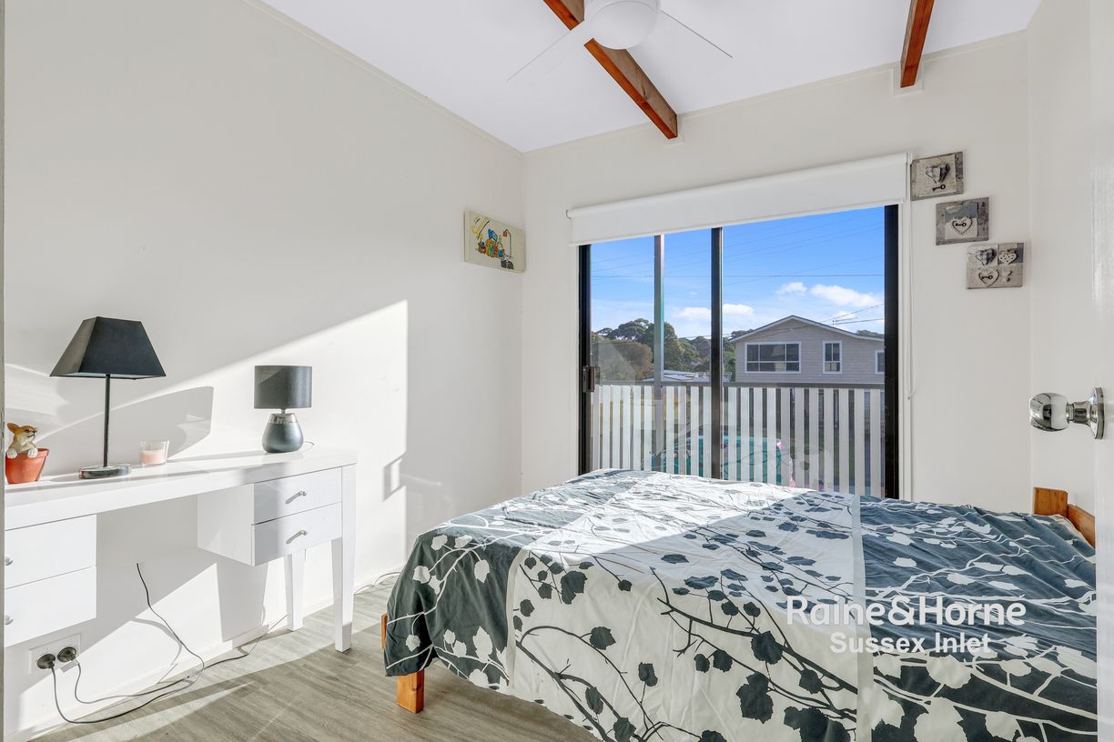 8 Driftwood Avenue — photo 12 of 15