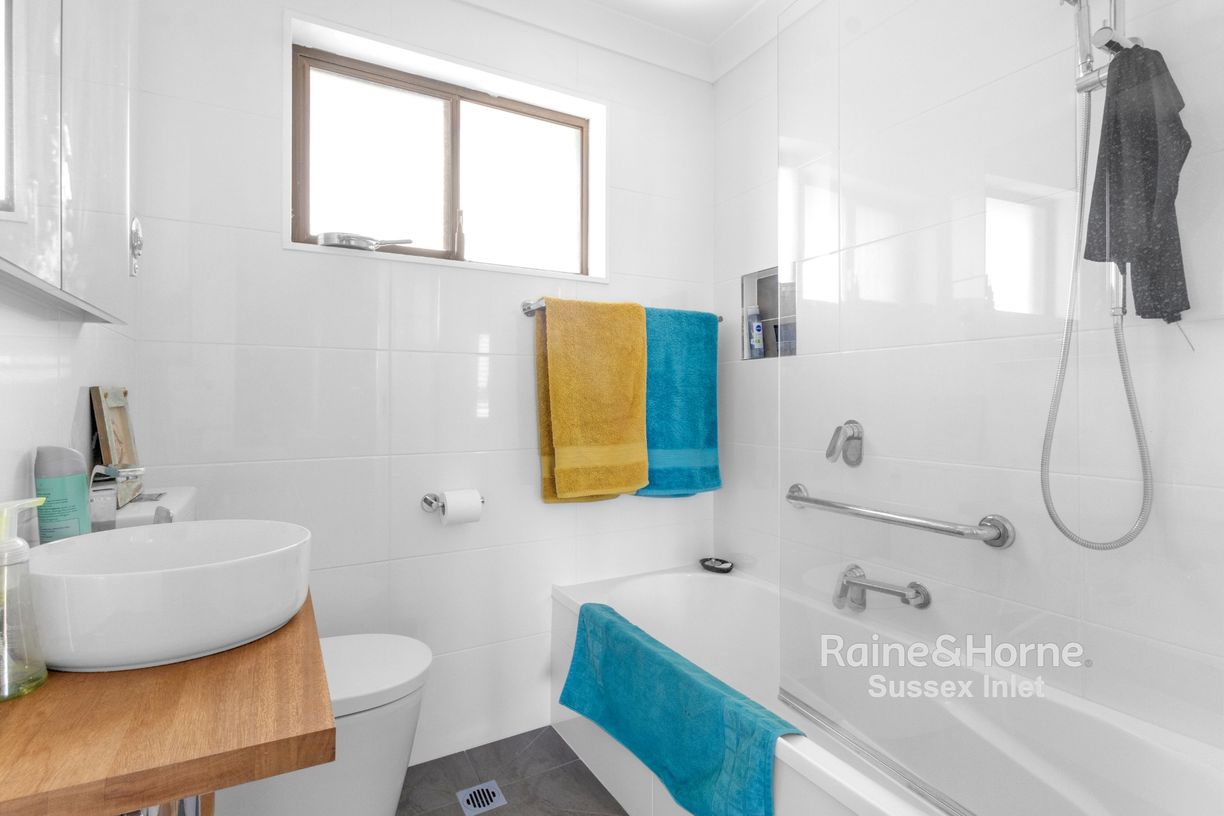 2/58 Iverison Road — photo 9 of 14