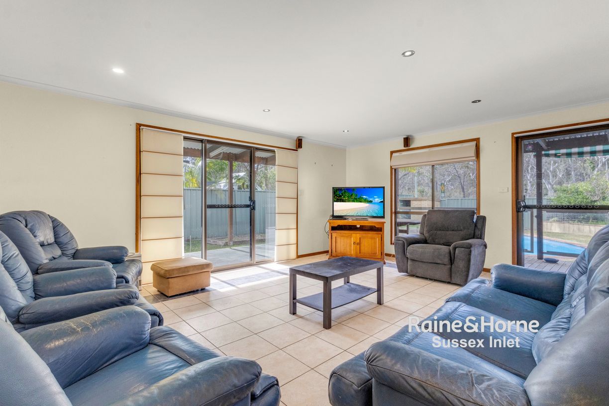 23 Sunset Avenue — photo 3 of 17