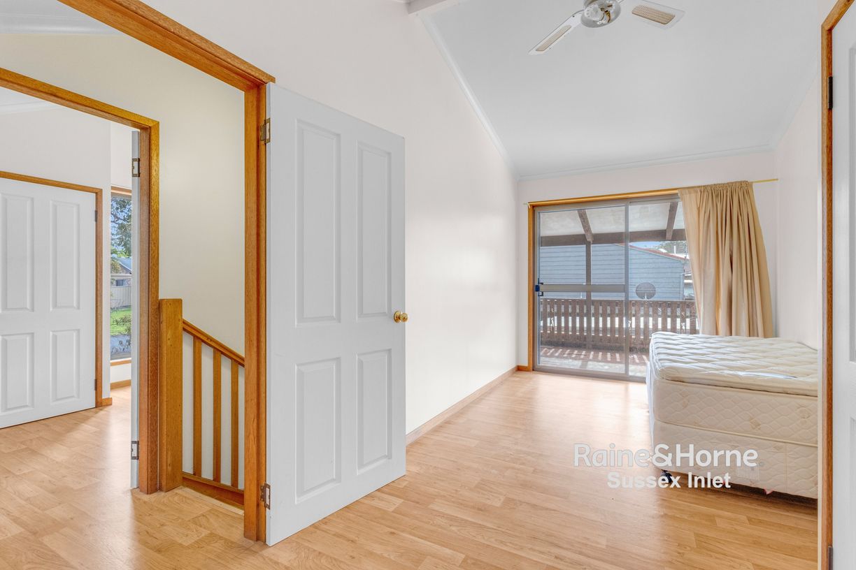 23 Sunset Avenue — photo 16 of 17