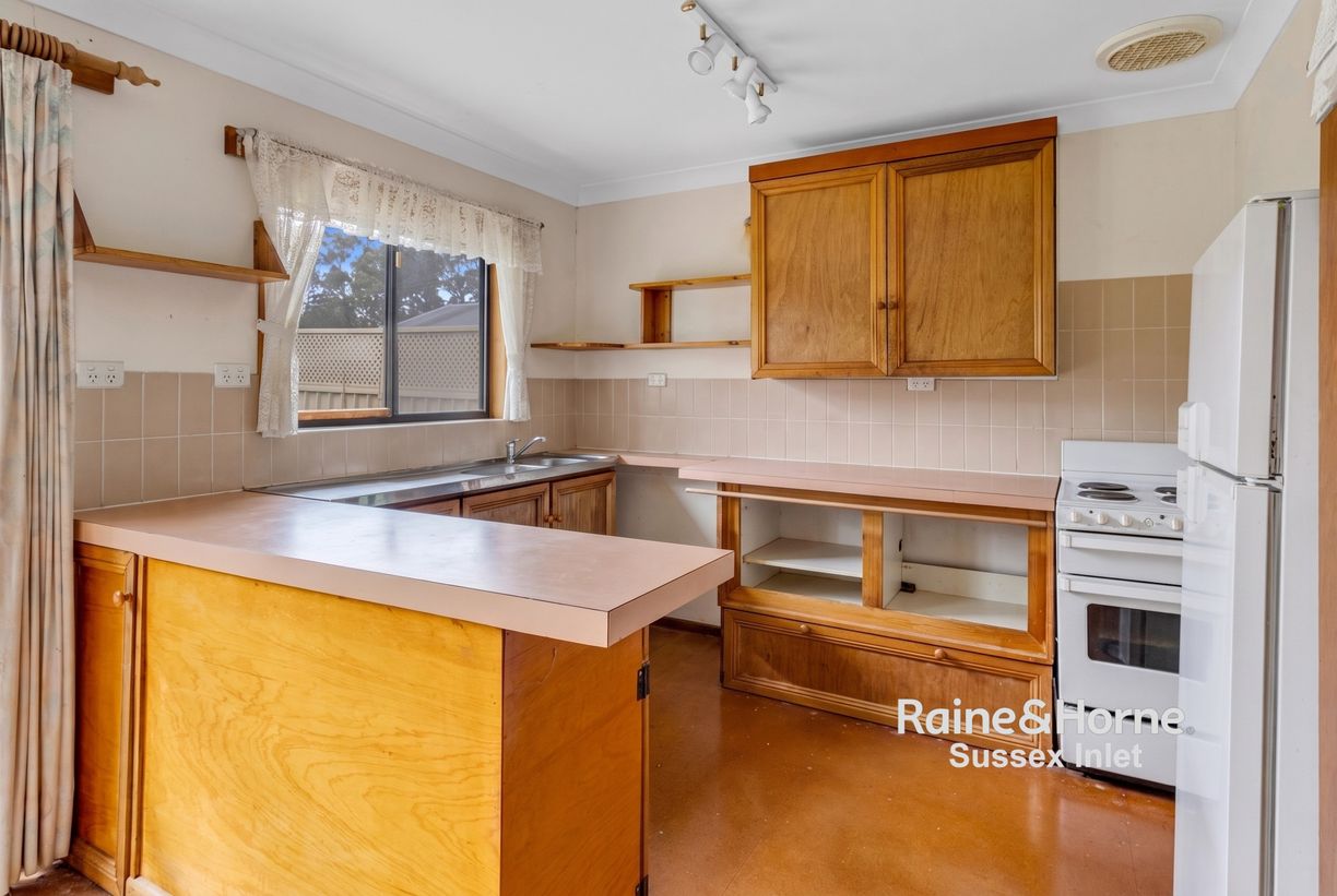 6 The Springs Avenue — photo 8 of 12