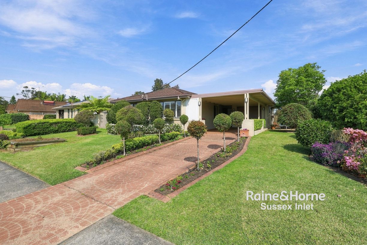 92 Jacobs Drive — photo from Raine & Horne
