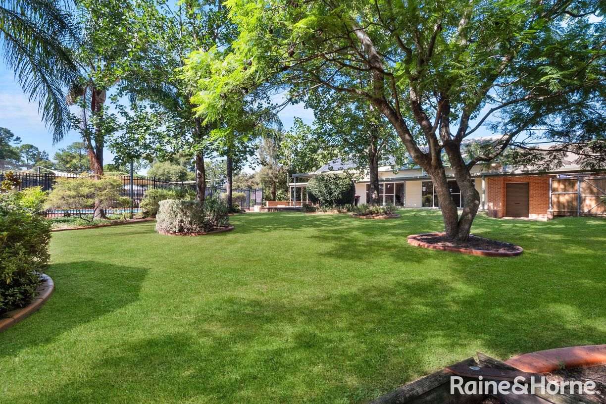 111 John Tebbutt Place — photo 14 of 15