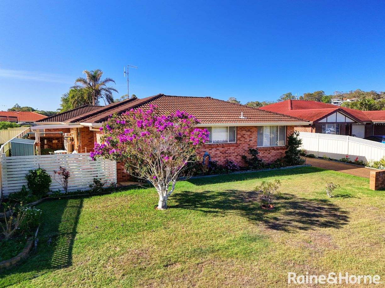 Forster, NSW 2428 — photo from Raine & Horne Richmond