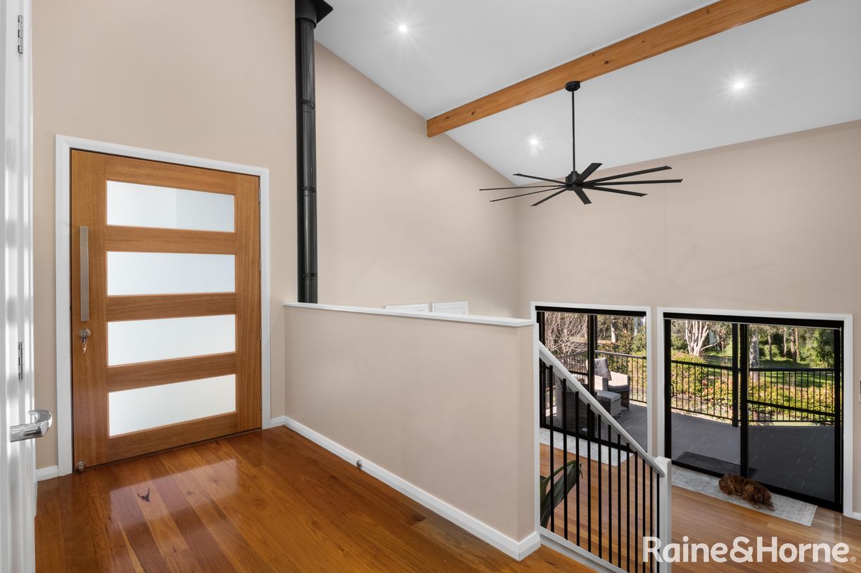 27 Flinders Place — photo 2 of 20