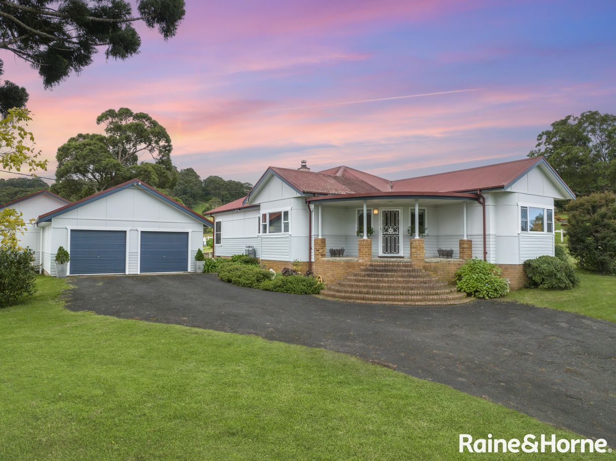 418 Coolangatta Road — photo 2 of 22
