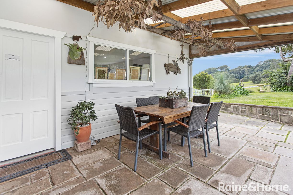 418 Coolangatta Road — photo 15 of 22