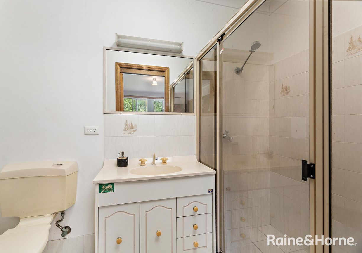 261 Donovan Road — photo 14 of 20
