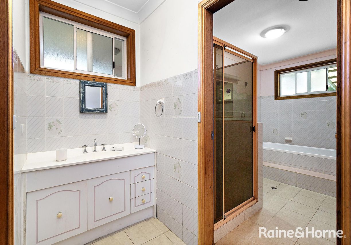 261 Donovan Road — photo 18 of 20