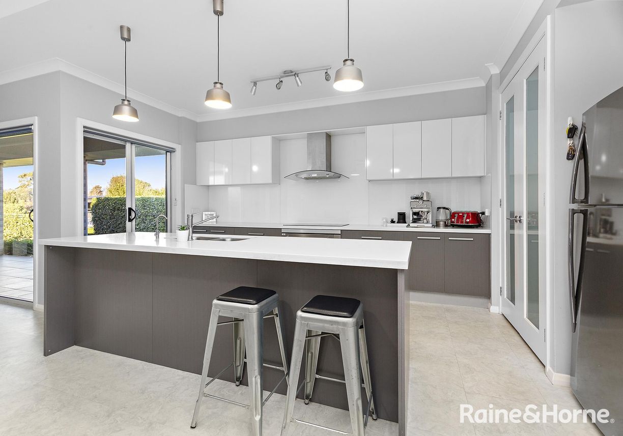 21 St Andrews Way — photo 10 of 23