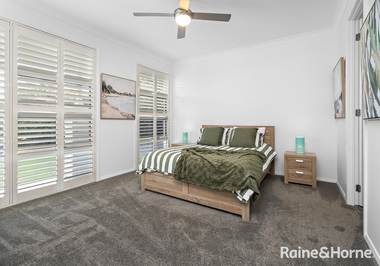 21 St Andrews Way — photo 13 of 23
