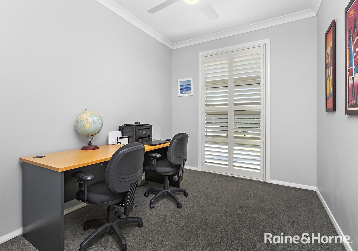 21 St Andrews Way — photo 18 of 23