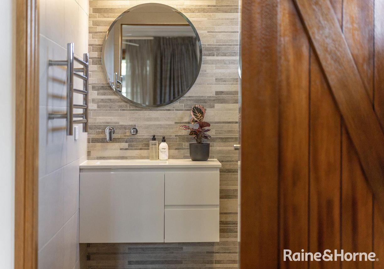 5 Gwenda Avenue — photo 12 of 25
