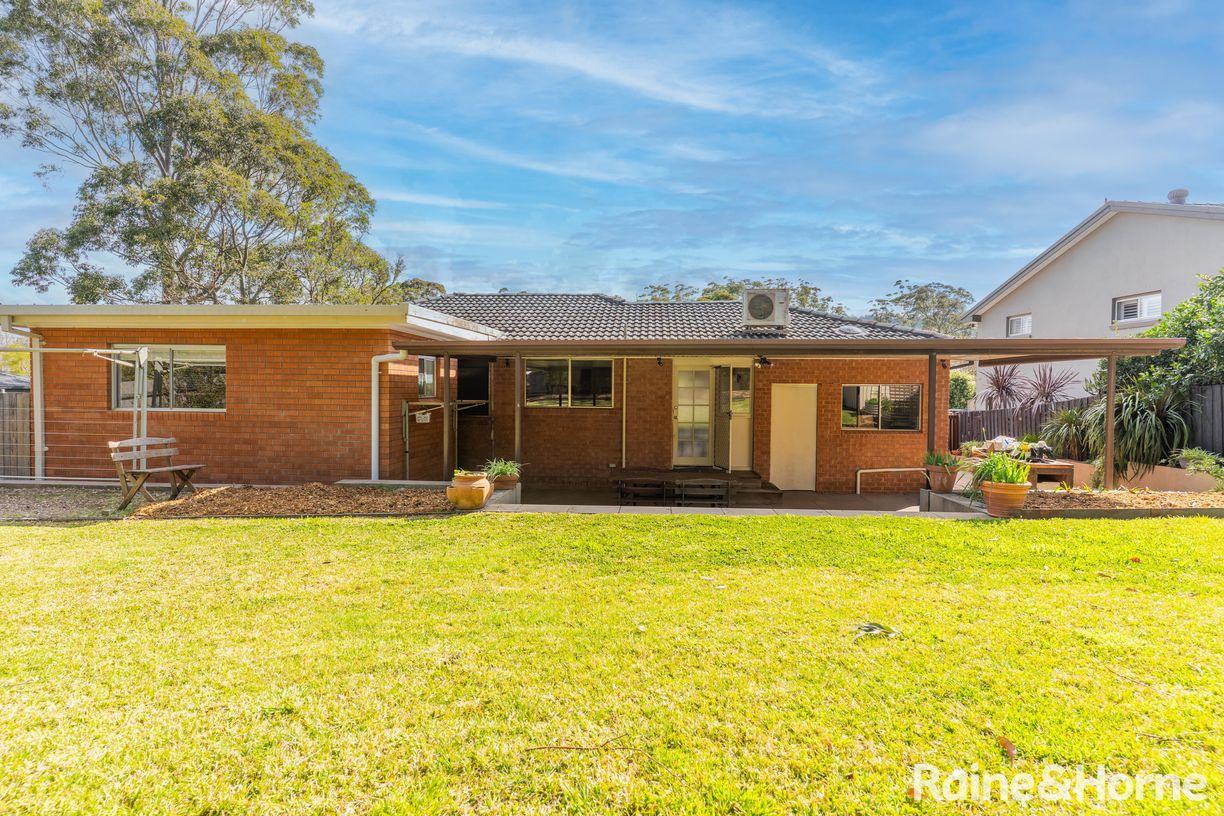6 Windsor Drive — photo 16 of 18