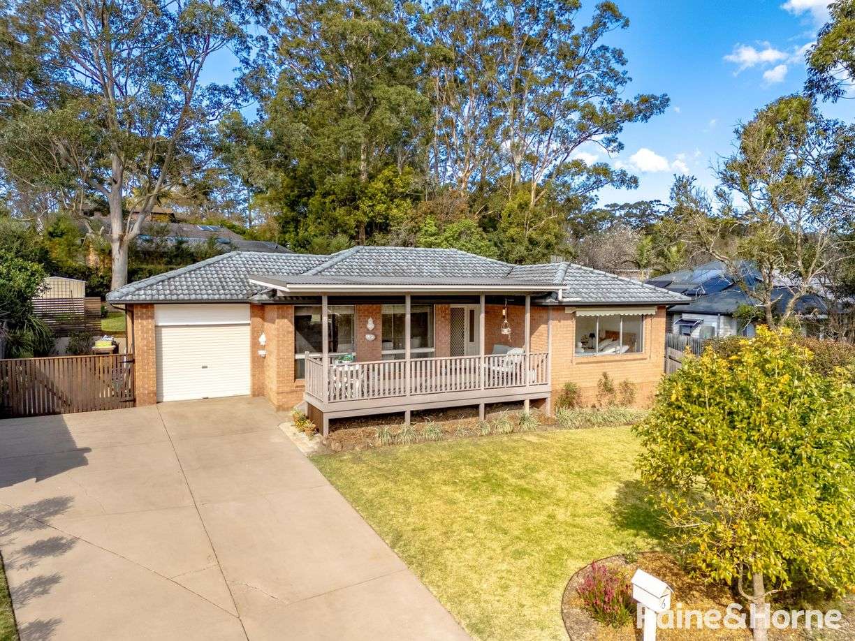 6 Windsor Drive — photo 3 of 18