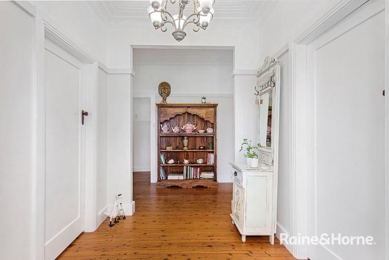 31 Albany Street — photo 5 of 19