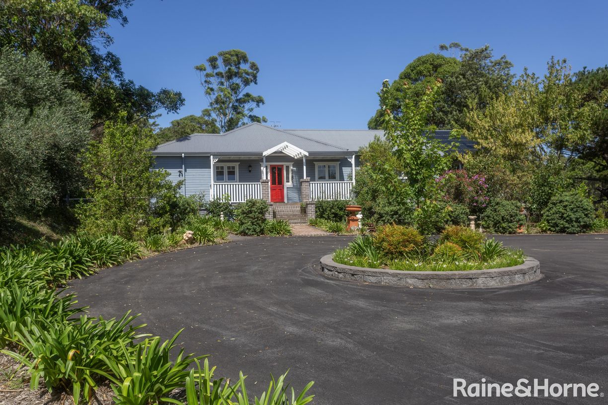 439 Coolangatta Road — photo 2 of 27