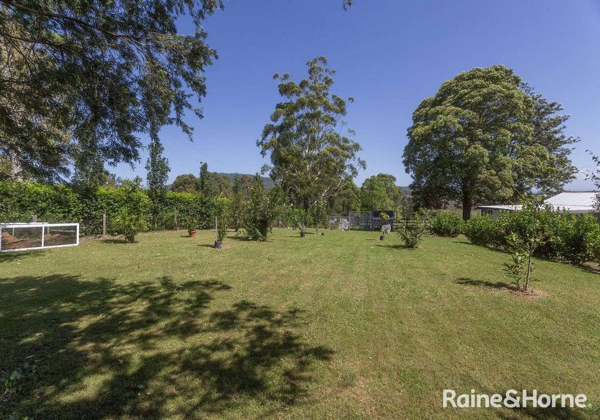 439 Coolangatta Road — photo 14 of 27